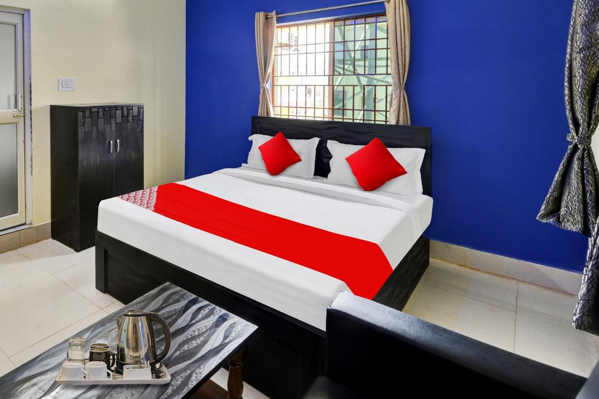 Hotel Oyo Flagship 81058 Royal Regalia Bhubaneswar Exterior foto